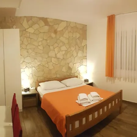 Renata 3* Ζαντάρ