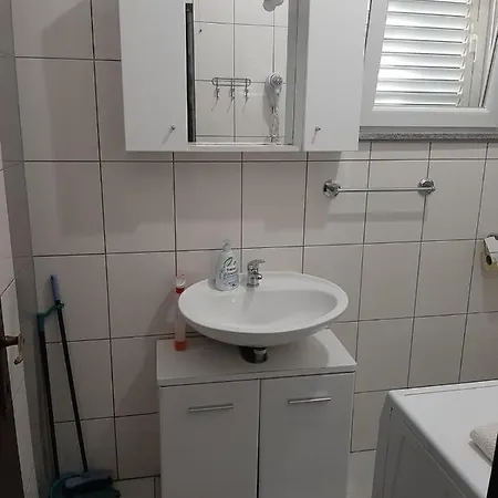 Renata 3* Ζαντάρ