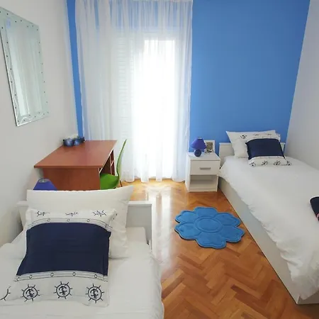 Renata 3* Ζαντάρ
