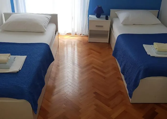 Guest house Renata 3*